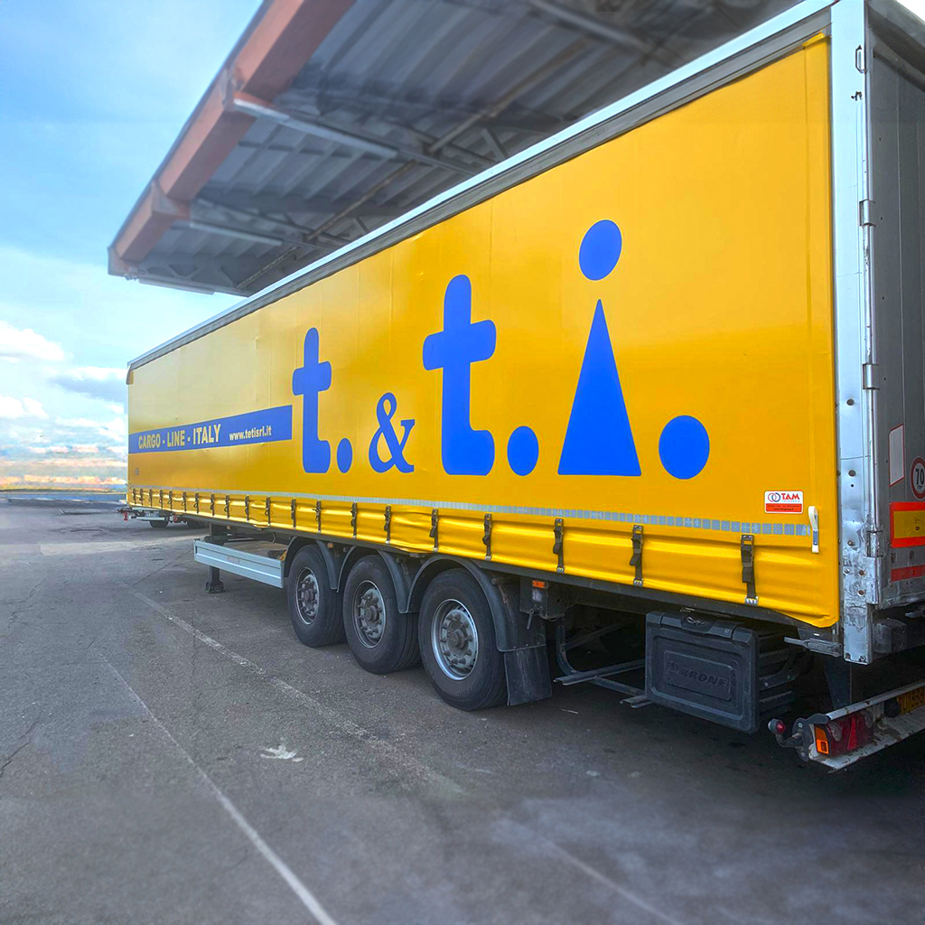 Teloni Camion Personalizzati 05